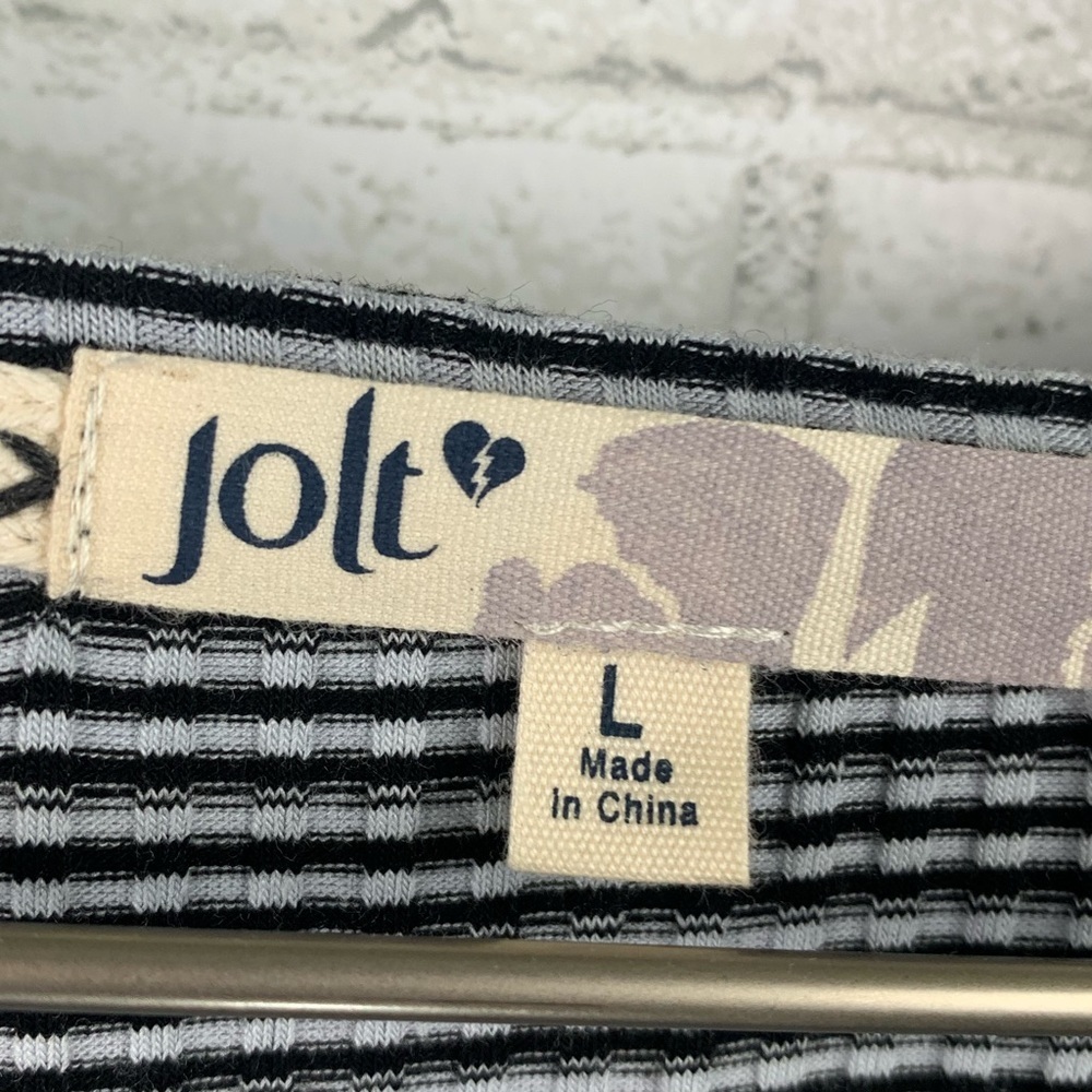 Jolt NWT Boho Stripe V Neck Crop Top SZ L - Picture 5 of 7
